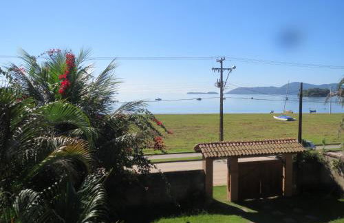 Casa Inteira frente mar - Foto 8