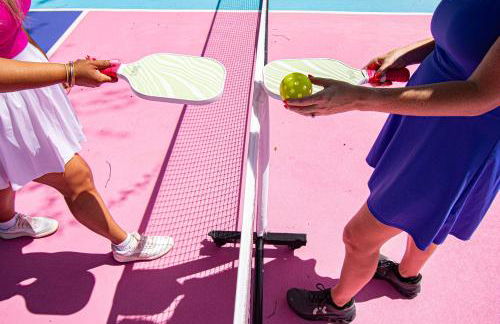 NEW-Heated Pool-Pickleball-Hot Tub-Movie Theater-Game Room-Playset-Basketball-10 Beds - Foto 75