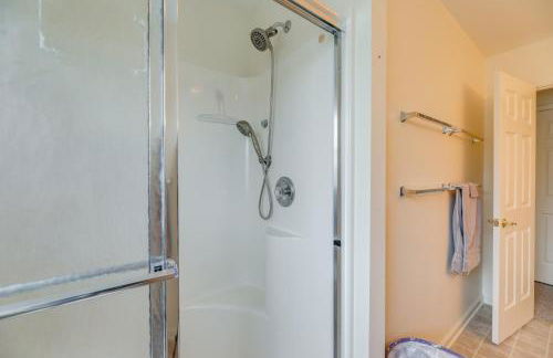 Waterfront Gem with Dock 3 Mi to Fenwick Island Fun - Foto 23