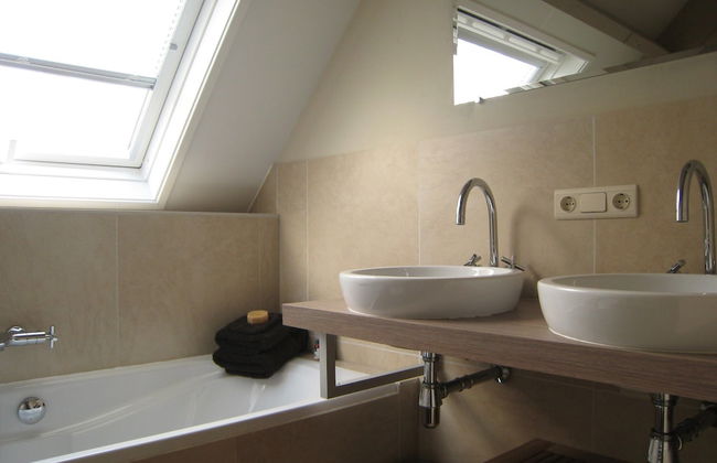 Holiday Home in Zuidzande With Sauna - Foto 23