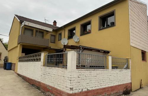 Wohnung mit 4 Schlafzimmer, bis 6 Personen, Privatparkplatz - Foto 1