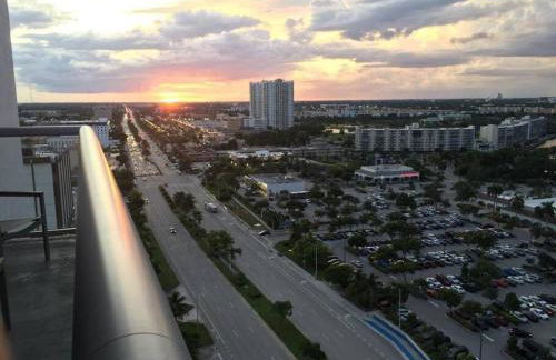 Contemporary Beach Retreat, Sleek Design & Full Kitchen -A - Foto 42