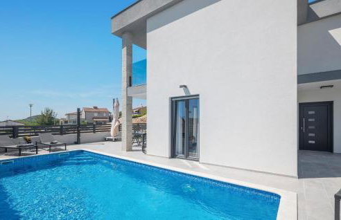 3 Bedroom Amazing Home In Musales - Photo 10