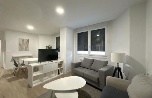 Edificio Brión 3º Izquierda - Photo 1