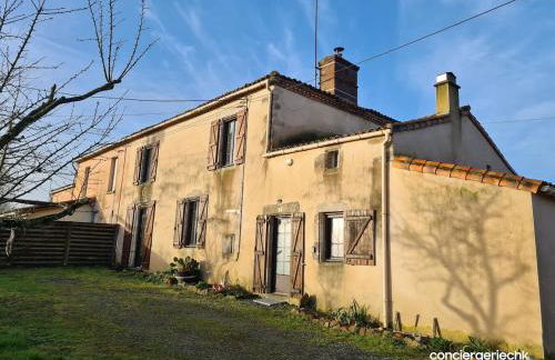 Gîte de caractère La Tanière Campagne, Puy duFou - Foto 51
