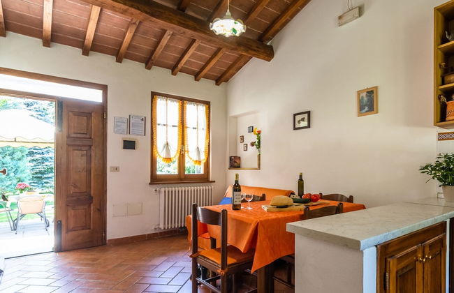 Farmhouse in Tuscany With Panoramic Pool - Photo 21