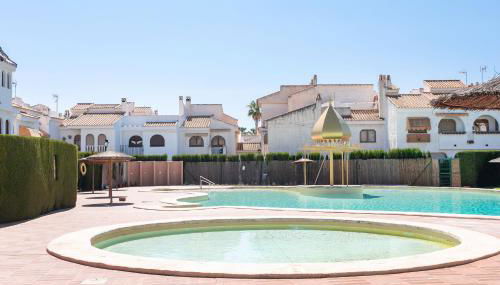 Casa en la playa con piscinas costa - Foto 2