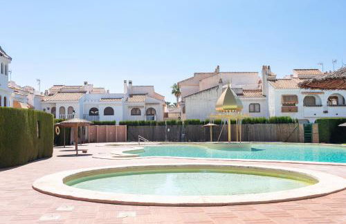 Casa en la playa con piscinas costa - Foto 2