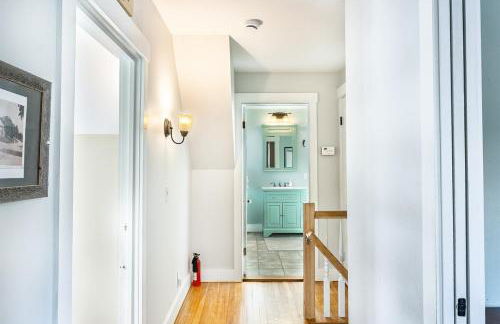 Updated 1900s Home with Fire Pit - Pet Friendly - Foto 24