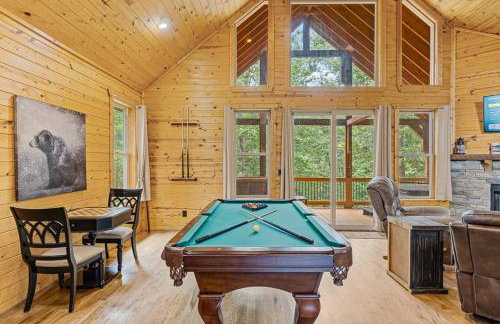 Cabin For Two Near Helen w Spa Amenities - Foto 11