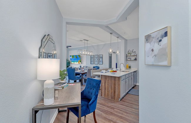 Condo w/ Prime View of Lake, Pool & Fireworks! - Foto 9