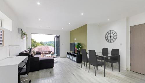 CR2-Gated Apartment with Secure Parking-Ideal for Contractors - Foto 2