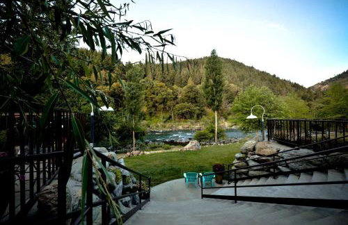 Charming Cottage Rental with Fabulous Views of the Trinity River in Northern California - Foto 59