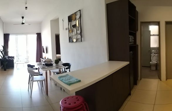 Misty Wonderland Next to Night Market - Foto 10