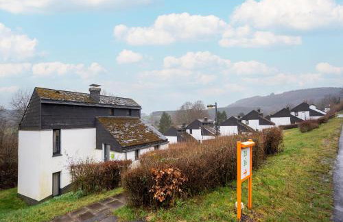 Spacious holiday home in Hambachtal Resort - Foto 40