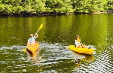 Chalet on Private Alderbrook Lake - Foto 23
