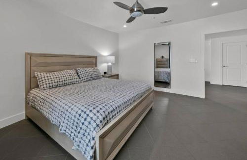 3 BR 2 BA Downtown Loft water view - Foto 15