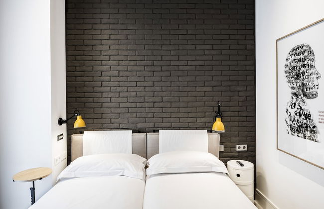 Midtown Apartments - Photo 39