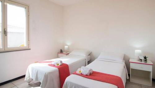 [Torregrande]APT.2 - Vicino al mare - Free Wi-Fi - Foto 3