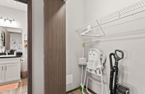 Very New 2 Bed 2 Bath Near DT and Perry District - Foto 22