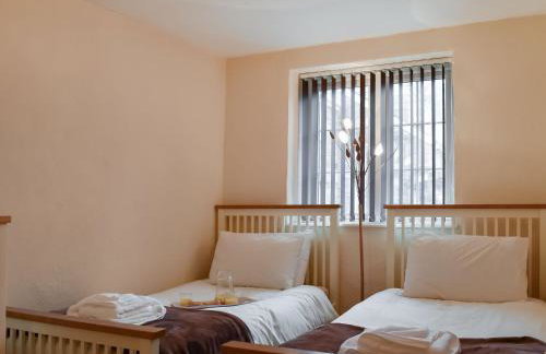 Henhouse - Uk49016 - Foto 12