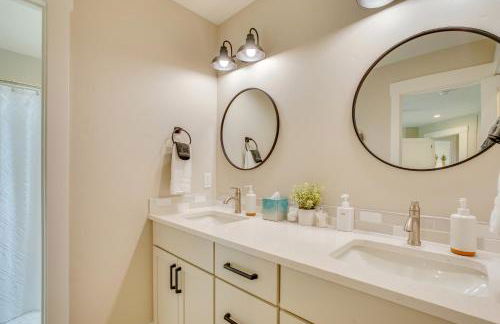 Spacious Donnelly Family Home with Private Hot Tub! - Foto 19