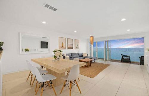 Malibu Beachfront Home with Rock Spa Ocean Views & Huge Deck - Foto 10