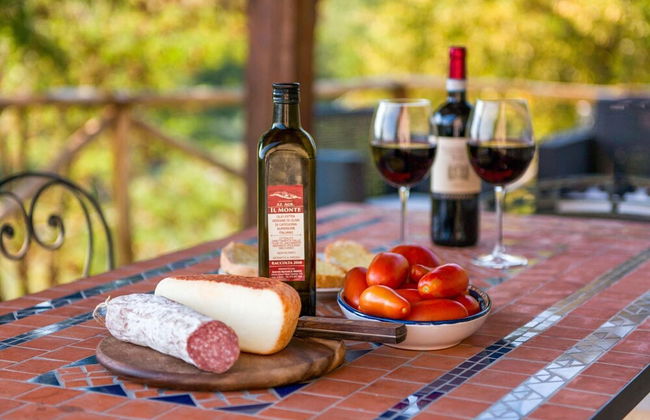 Rustic Serenity Farmhouse - Foto 29