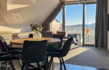 Kras-Resort Apartament 301 i 303 z widokiem na góry, prywatnym jacuzzi na tarasie i sauną - Foto 12