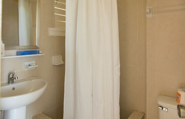 Point Village Studios and Suites - Photo 7