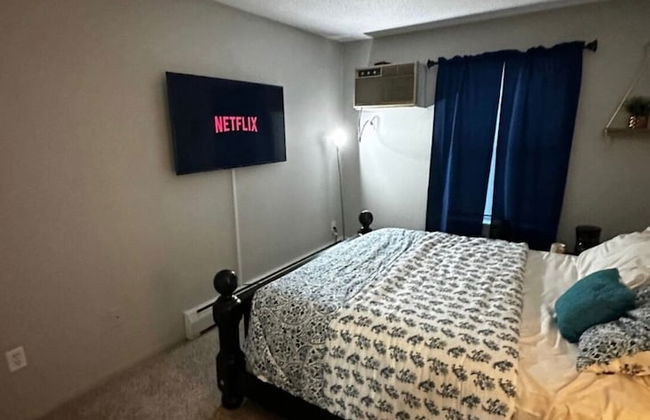 New-20p off-Uptown Love MPLS next to Fun - Foto 15