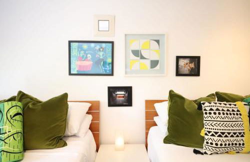 South Beach Steps to Ocean Drive with Free Parking - Foto 11