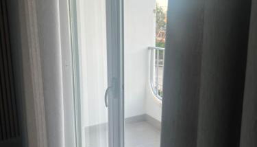 White Guest - Foto 3