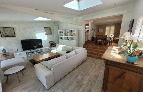 Maison proche commerce, 20 min du Futuroscope - Foto 7