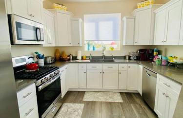 Modern 3 Bedroom Home - Foto 9