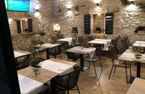 Villa Lorenta Apartments - Photo 68