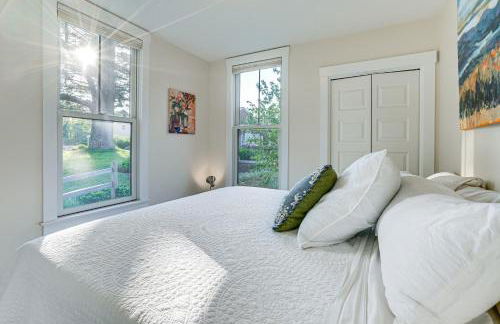 Waterfront Cottage in Summer Village with Grill - Foto 16