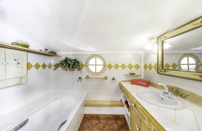 3 bedroom Apartment in Sainte-Maxime with terrace - Foto 11