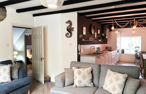 Harbour Way Cottage by Coast & Country Stays - Photo 9