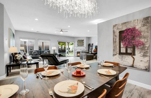 Near Downtown Palm Springs Home with Mountain Views - Foto 7