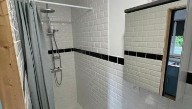 ROSITA - Foto 3, Shower