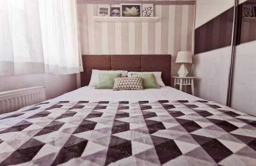 New elegant apartment with free parking and wifi - Foto 6