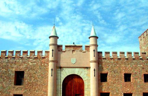 Masía de San Juan Casas número 3 y 5, con piscina, aire acondicionado y vistas a la montaña - Photo 1