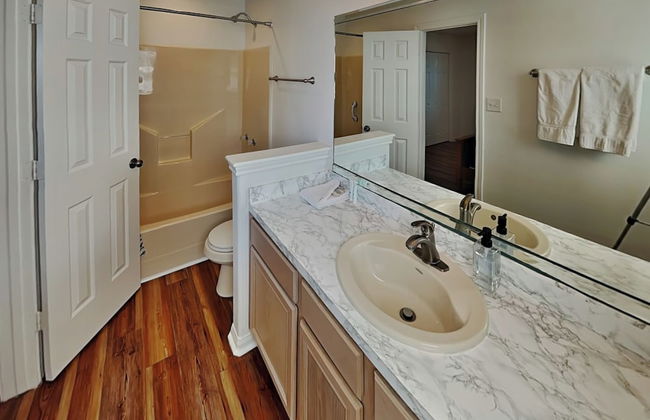 Sea La Vie Surfside - Photo 15