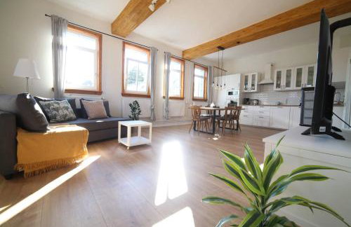 Schulhaus Wettges - Foto 3