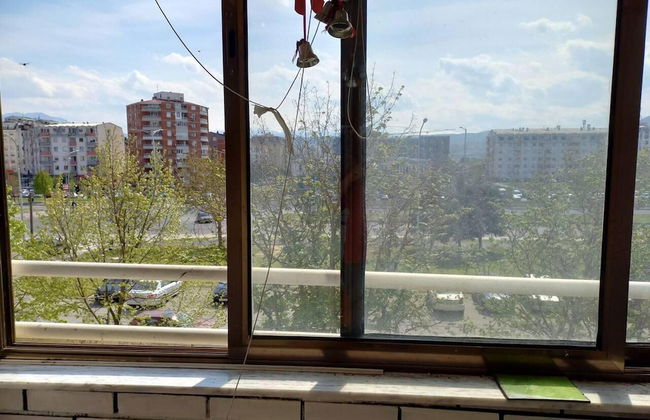 Stunning Color 1-bed Apartment in Skopje - Photo 22