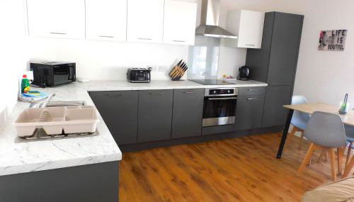 No 5 - Modern 2 bedroom Apartment in Lanark Town Centre - Foto 5