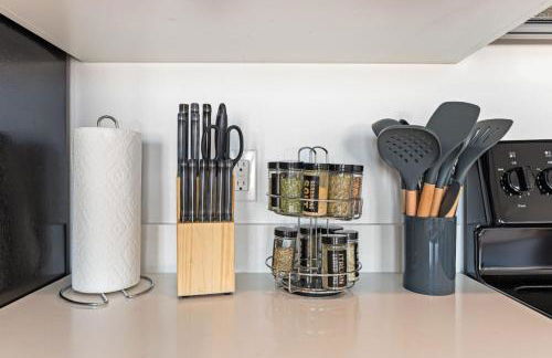 Modern Studio Retreat in the Heart of Art District - Foto 17