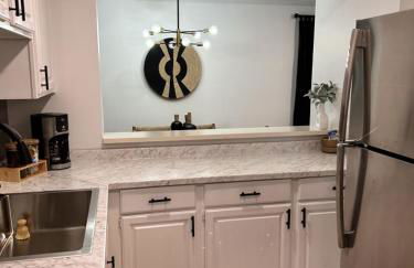 Stylish Downtown Nashville Condo with Patio & Free Parking - Foto 40