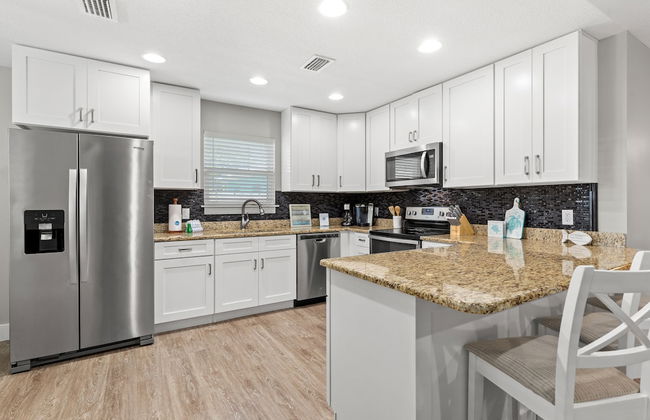 3bd, 2BA Home! Family Friendly! Close to Beach! HOT Tub! - Foto 11